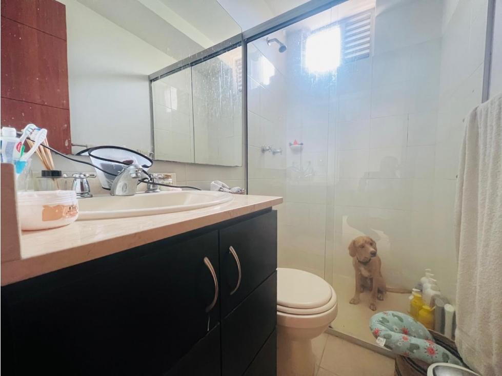 HERMOSO APARTAMENTO LOMA DE LOS BENEDICTINOS — foto 3