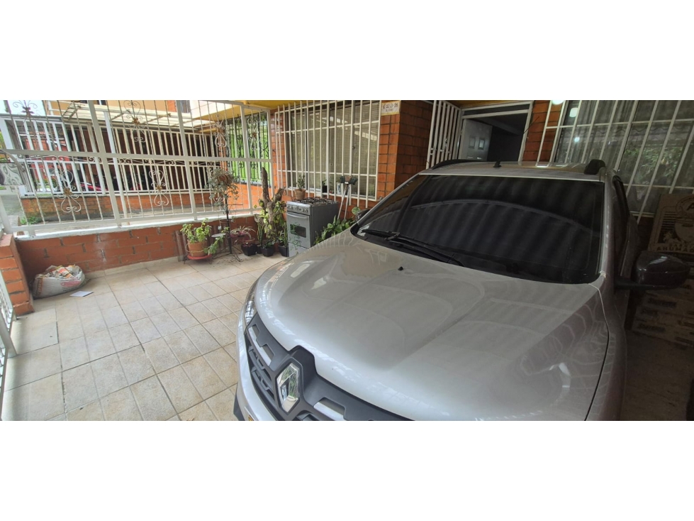 Oportunidad Única Casa con Ubicación Privilegiada en Playa Rica — foto 2