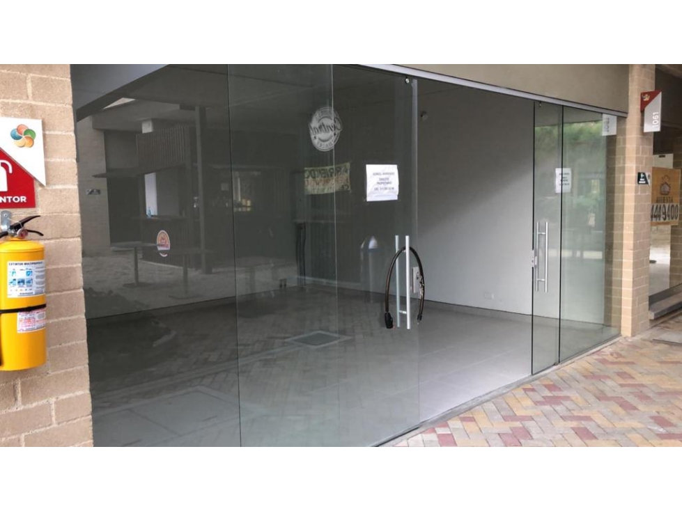 Local en venta con excelente ubicación en Rionegro - 3