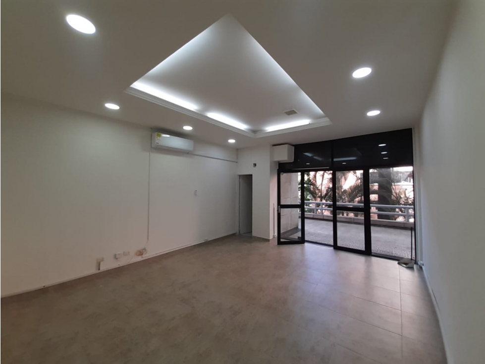 Oficina en el Ed. Colmena sector Poblado — foto 4