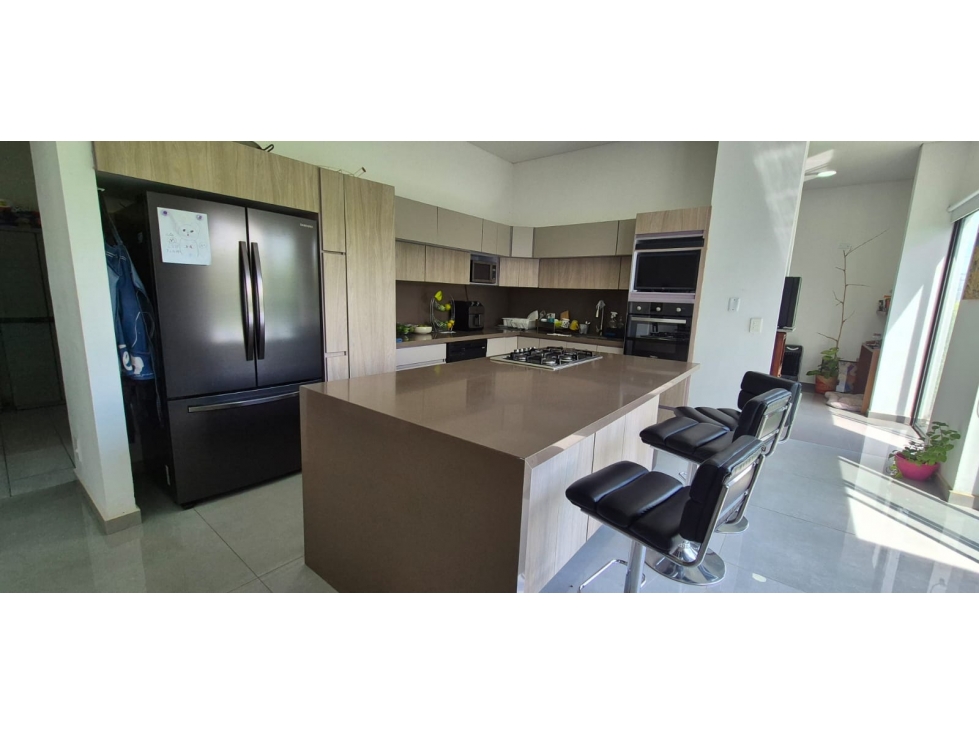 Venta de hermosa casa campestre en Pereira, sector Cerritos — foto 2