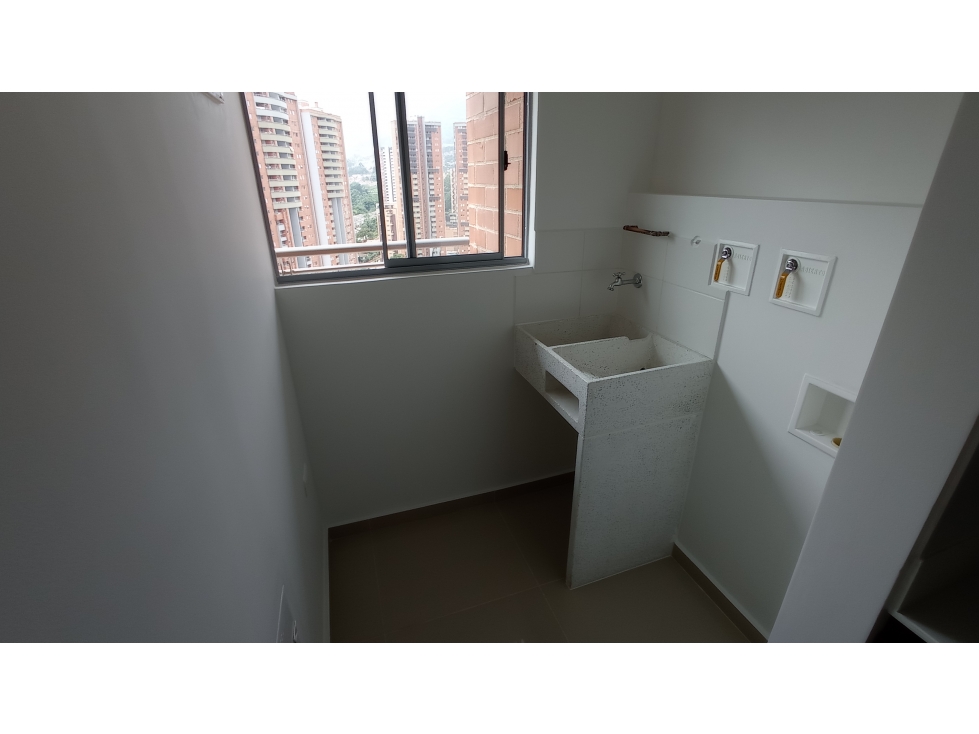 HERMOSO APARTAMENTO EN ITAGUI DITAIRES — foto 3