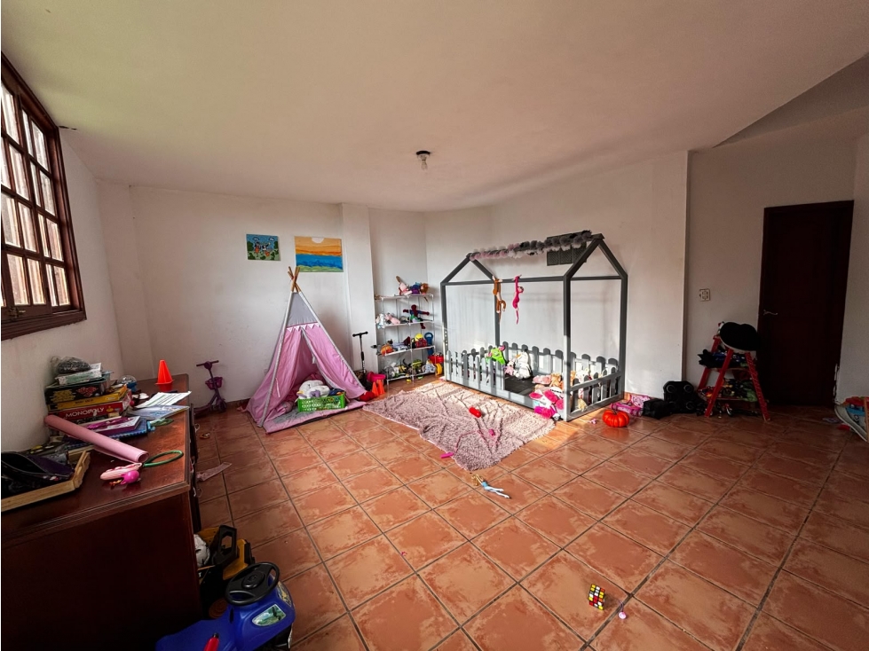 Tu Refugio en Vía Armenia 5.950 m² para Vivir y Disfrutar — foto 4