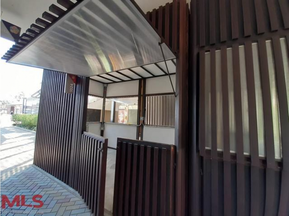 Local Comercial Rionegro - 4