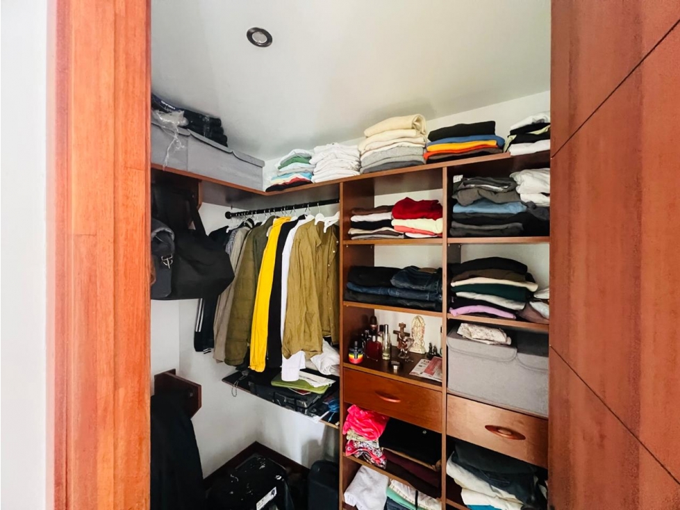 HERMOSO APARTAMENTO LOMA DE LOS BENEDICTINOS — foto 6