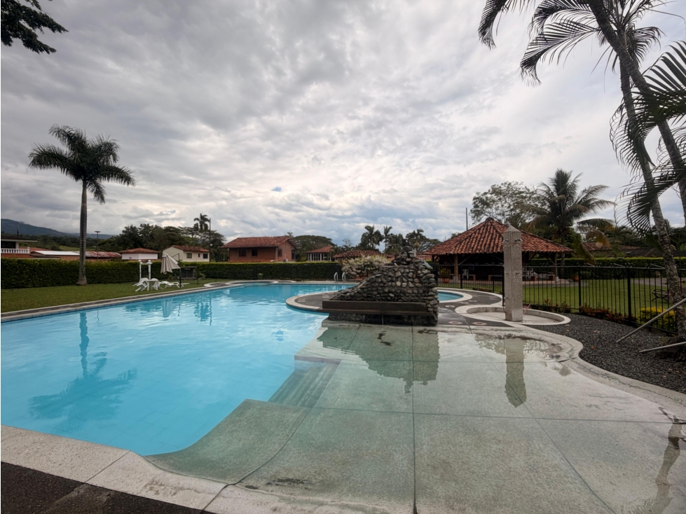 Elegancia y tranquilidad: casa en condominio campestre - 5