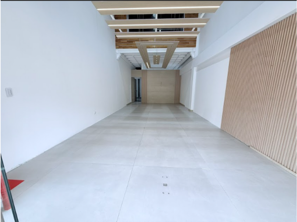 Local en Zona Élite Comercial de Cerritos — foto 5