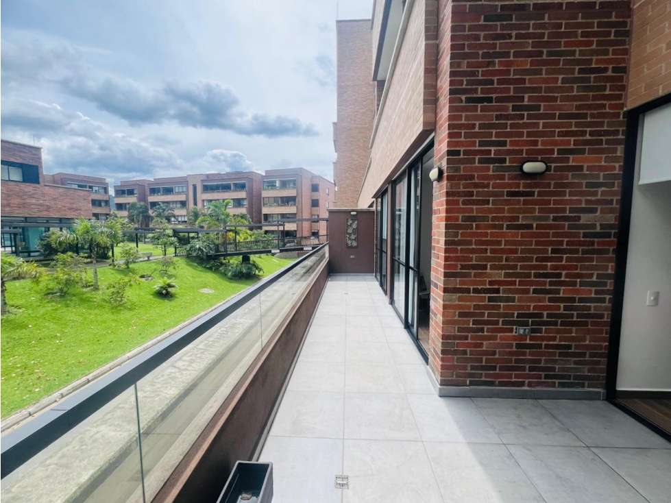 APARTAMENTO EN SENIORS CLUB LOMA DEL ESCOBERO — foto 6