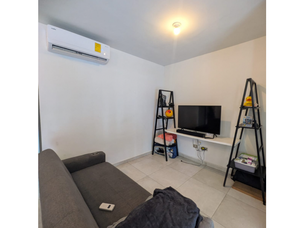 Depa en Venta con Roof Top Propio, Col. Anyana, Guadalupe - 3