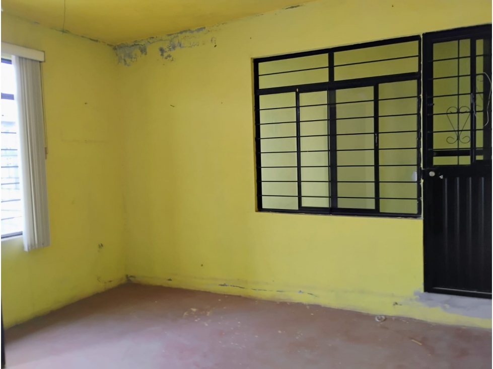 Propiedad en Venta sobre Av Rangel Frias casi esquina Av Lincoln — foto 5