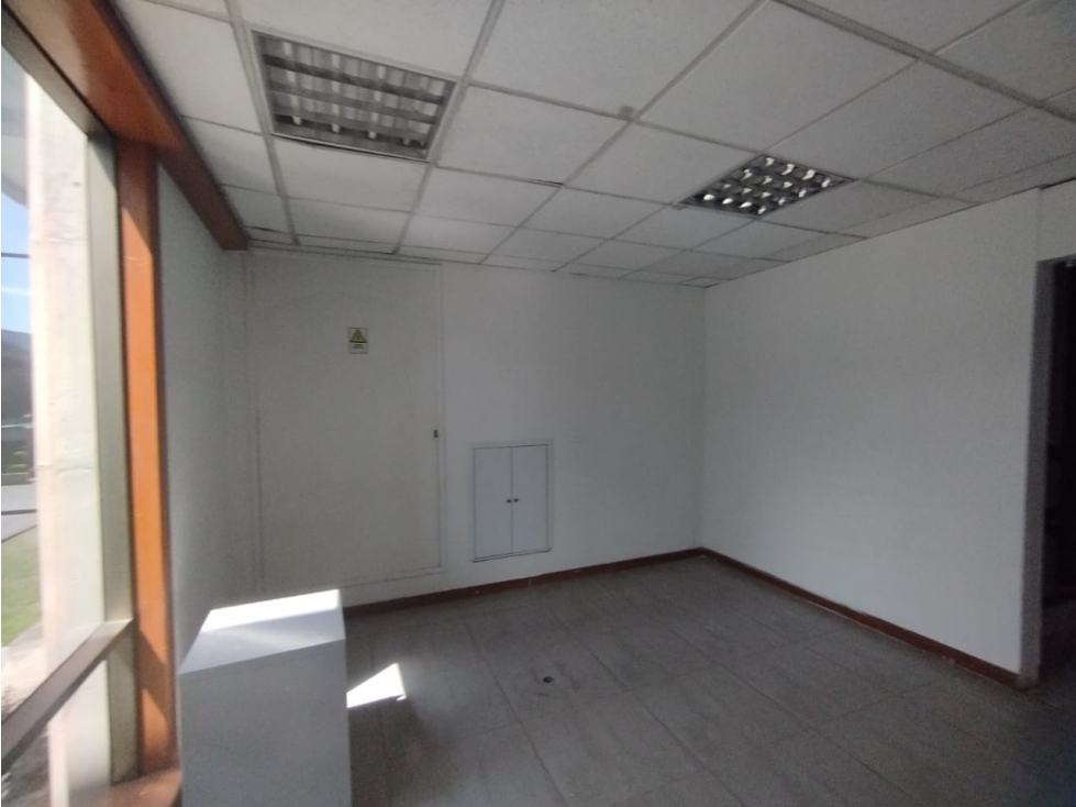 ARRIENDO OFICINA 900M2 GUAYMARAL SECTOR NORTE BOGOTA D.C — foto 5