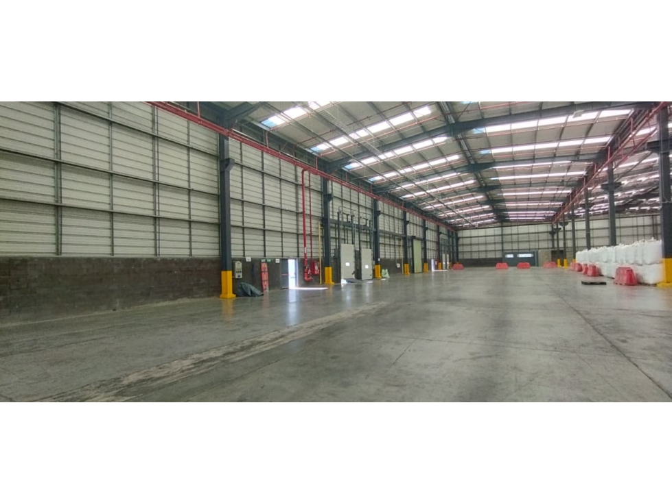 BODEGA ARRIENDO 5.511 M2 PARQUE INDUSTRIAL EN GACHANCIPA, CUND. - 2
