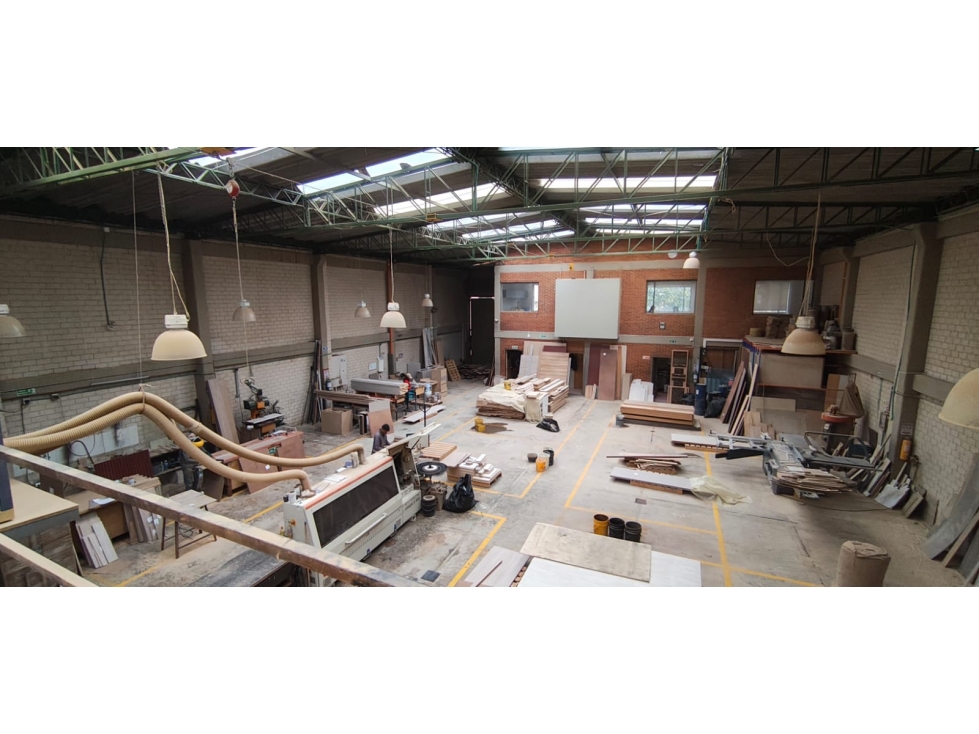 BODEGA EN VENTA AREA DE 759 M2 ZONA NORTE BOGOTÁ D.C