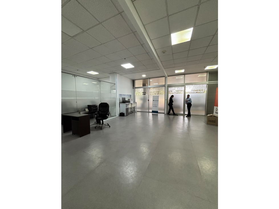 ARRIENDO LOCAL 100.02 M2 CENTRO EMPRESARIAL AV DORADO, BOGOTA D.C - 6