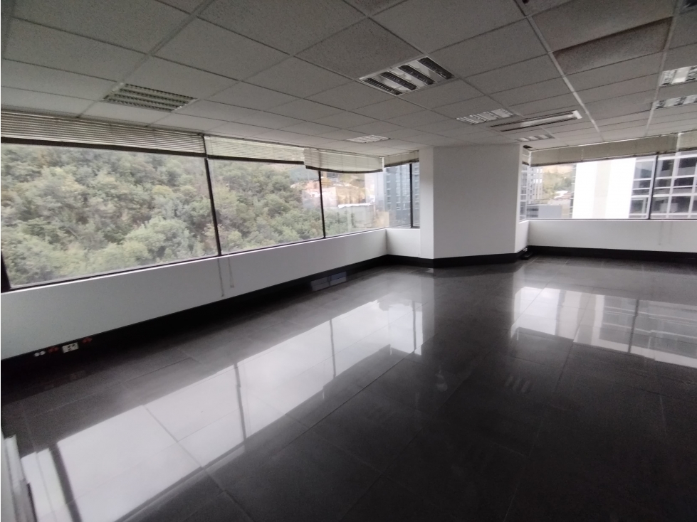 ARRIENDO OFICINA 397.5 M2 EN EDIFICIO TRIPLE AAA NORTE BOGOTA D.C