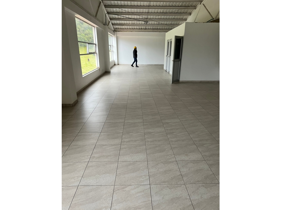 ARRIENDO BODEGA AREA DE 1362 M2 EN PARQUE INDUSTRIAL ZIPAQUIRA,CUND. - 5