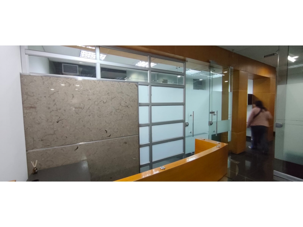 ARRIENDO OFICINA CHICO, BOGOTÁ D.C
