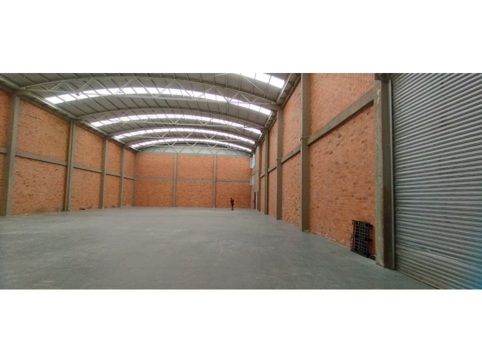 ARRIENDO BODEGA CARGA ELECTRICA EN PARQUE INDUSTRIAL. - 2