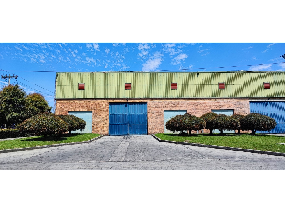 ARRIENDO BODEGA FUNZA PARQUE INDUSTRIAL.CUND. AREA 1577M2 - 4