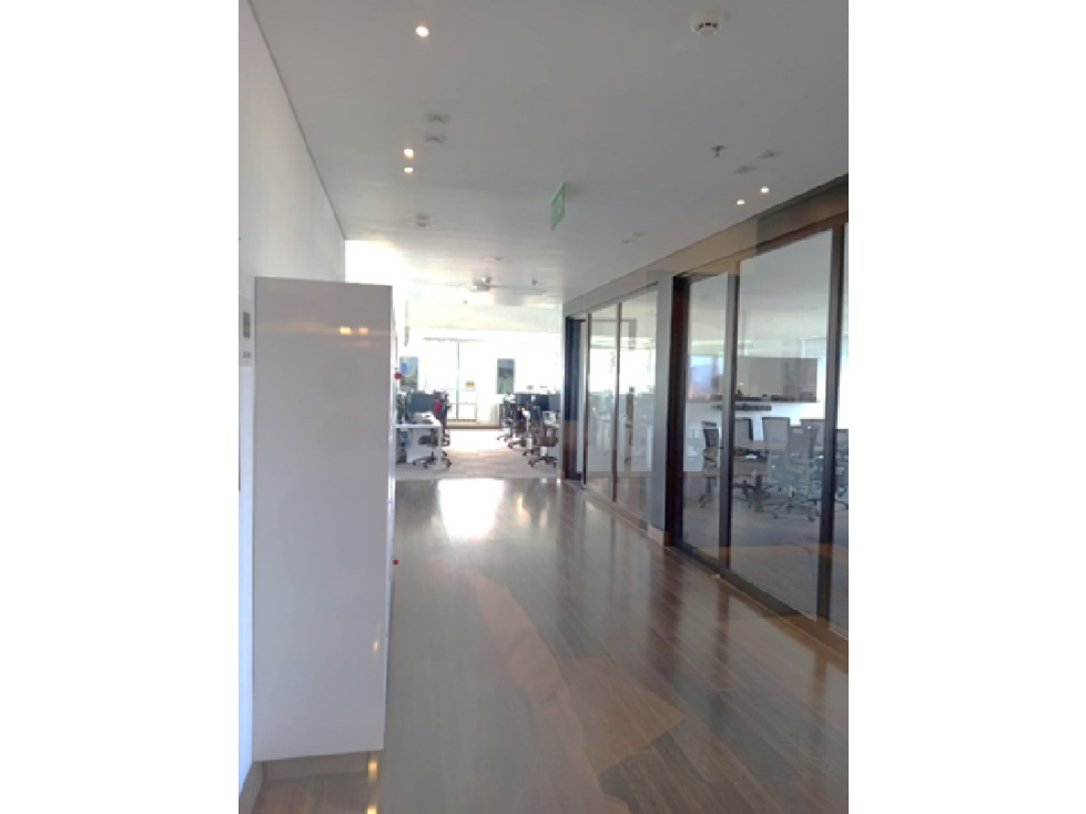 ARRIENDO OFICINA AREA DE 278 M2 SECTOR NORTE BOGOTA D.C — foto 4