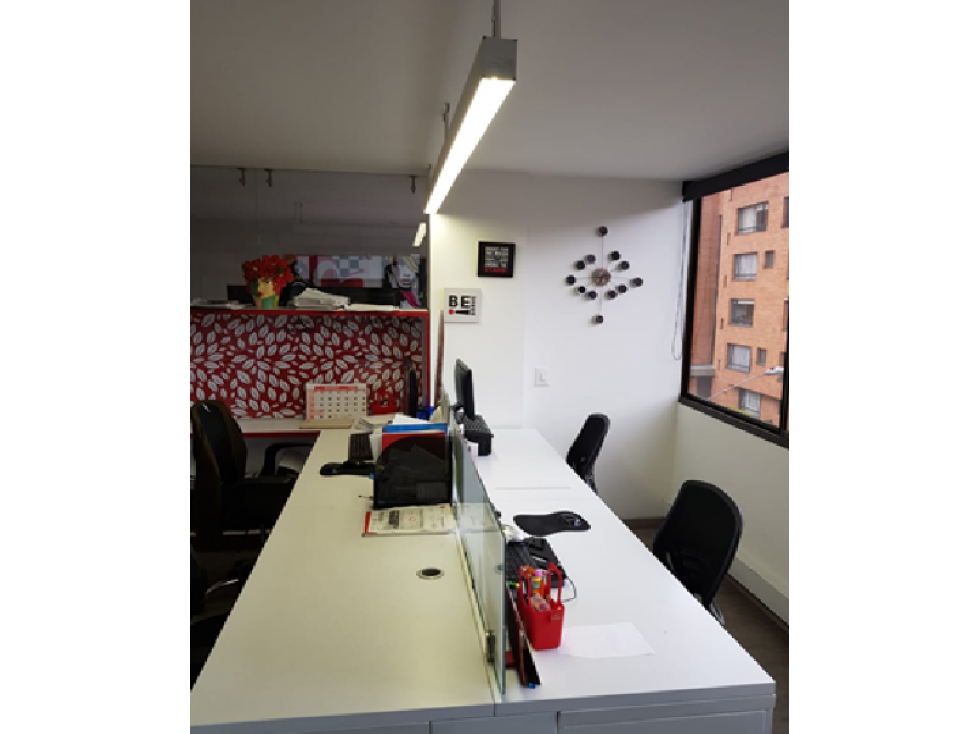 ARRIENDO OFICINA 182M2 CON MOBILIARIO EXCELENTE NORTE BOGOTA — foto 4