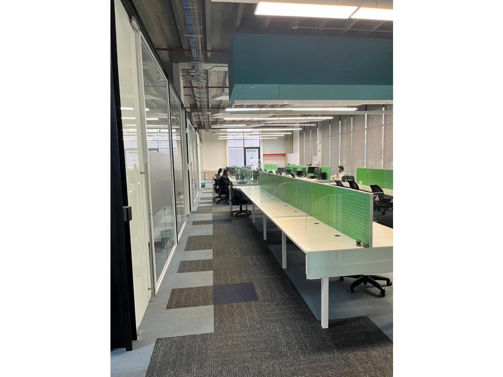 ARRIENDO OFICINA 685 M2 EN CENTRO EMPRESARIAL AV DORADO, BOGOTA D.C