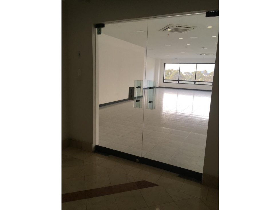 ARRIENDO OFICINA 321 M2 CENTRO EMPRESARIAL AV DORADO, BOGOTA D.C — foto 5