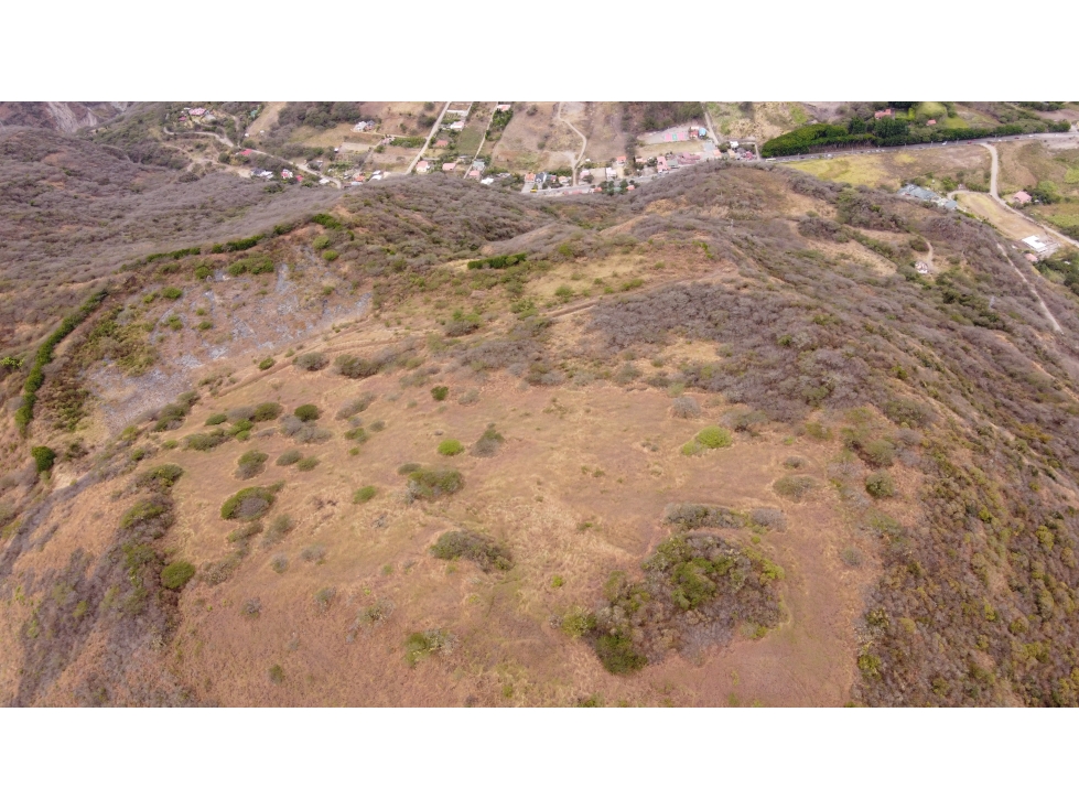 LOTES EN VENTA EN YUNGUILLA - 2