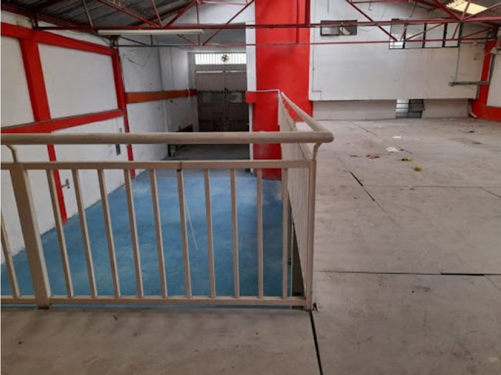 ARRIENDO BODEGA 850 m² GORGONZOLA - PUNTE ARANDA - 6