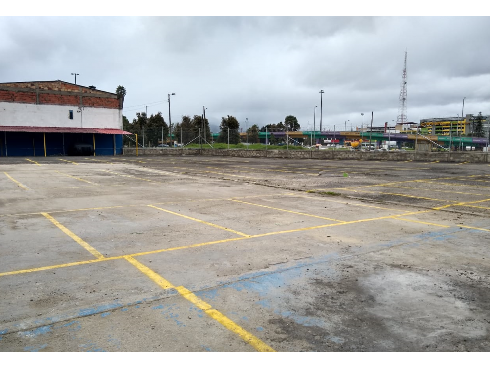 ARRIENDO LOTE DE 2.542 M², EN ZONA INDUSTRIAL DE PUENTE ARANDA - 5