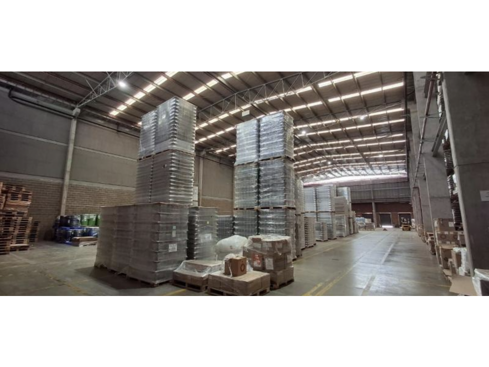ARRIENDO BODEGA DE 4.521,97 M² EN PARQUE INDUSTRIAL, FONTIBÓN — foto 5