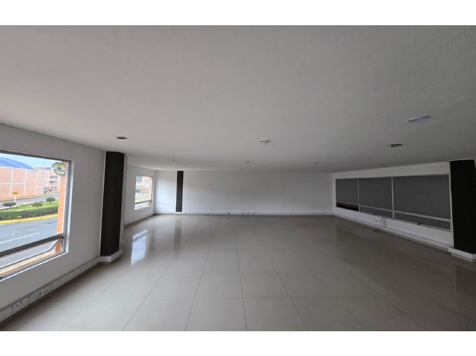 SE ARRIENDA BODEGA DE 1.481 M² PARQUE INDUSTRIAL EN TOCANCIPÁ - 6