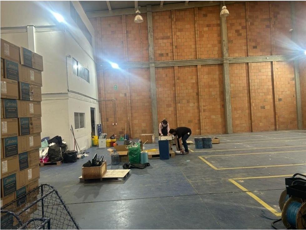 ARRIENDO BODEGA 668 M² PARQUE INDUSTRIAL CALLE 80 - SIBERIA - 4