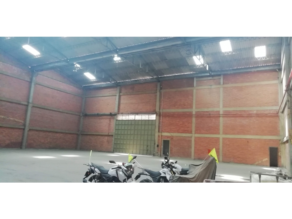 ARRIENDO BODEGA INDUSTRIAL DE 1.350 M² EN ZIPAQUIRÁ - 6