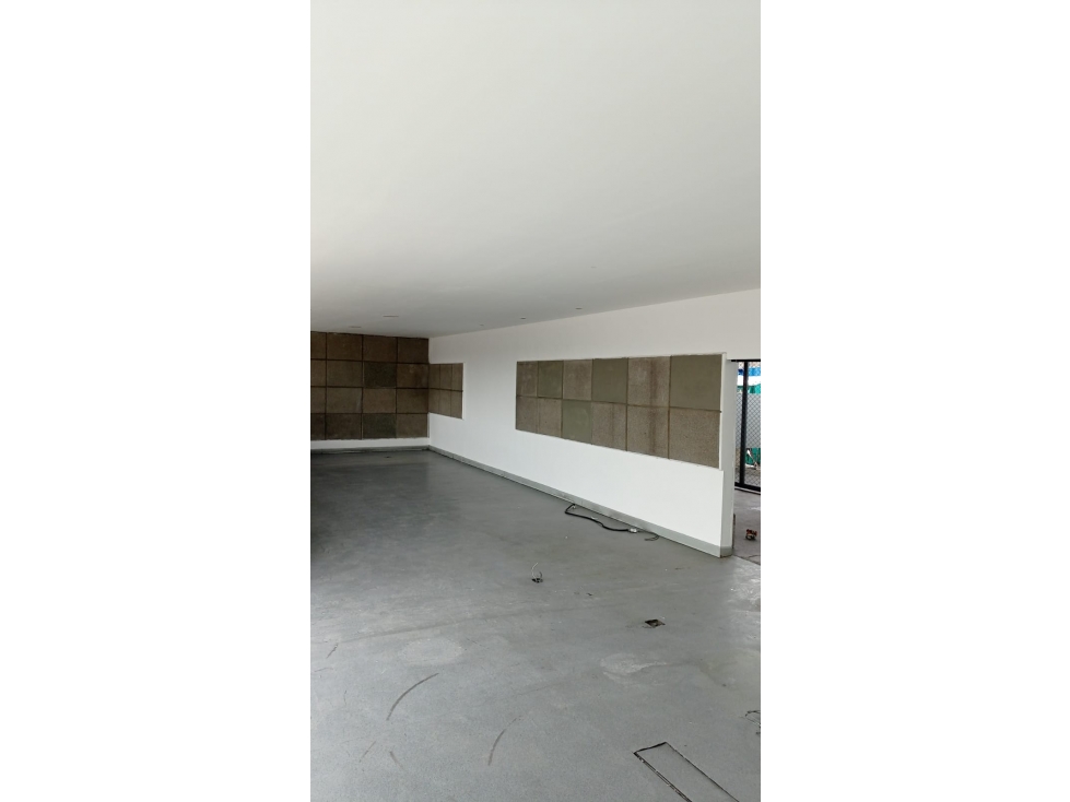 INMUEBLE COMERICIAL DE 1.467 m² SOBRE VIA PRINCIPAL EN PUENTE ARANDA — foto 5