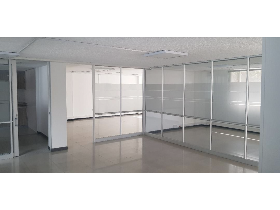 BODEGA DE 1.100 M² EN MONTEVIDEO — foto 3