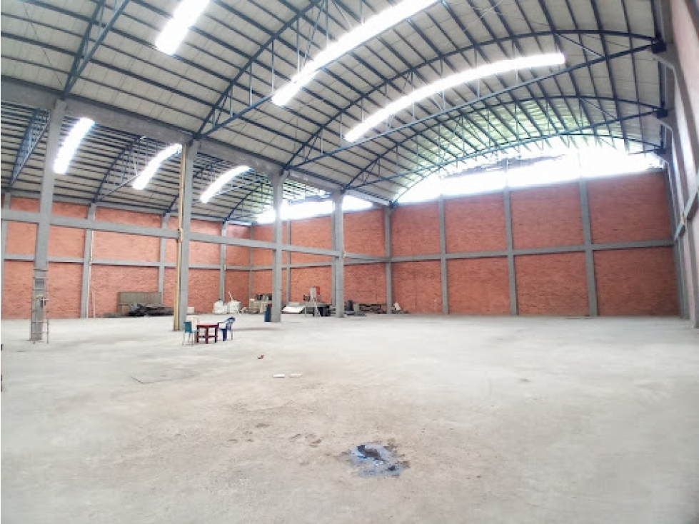 BODEGA INDUSTRIAL ÁREA 1.400 m² EN FUNZA - 5