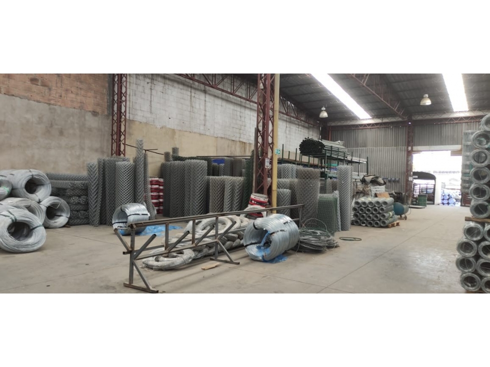 BODEGA DE 1.000 M² EN ZONA DE ALTO IMPACTO EN CAZUCA — foto 6