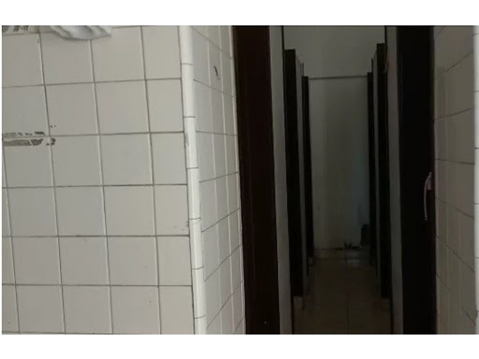 PREDIO INDUSTRIAL DE 900 M² EN GORGONZOLA - PUENTE ARANDA — foto 4