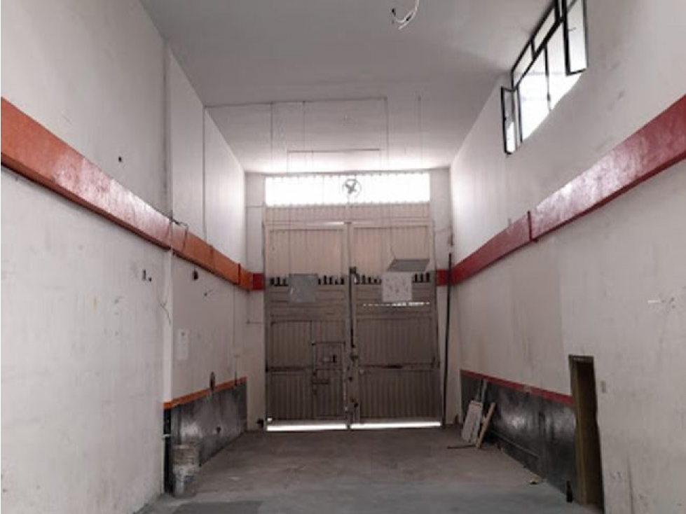ARRIENDO BODEGA 850 m² GORGONZOLA - PUNTE ARANDA - 3