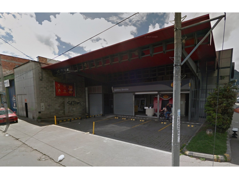 LOCAL COMERCIAL DE 386,5 M² EN LA ESTANZUELA