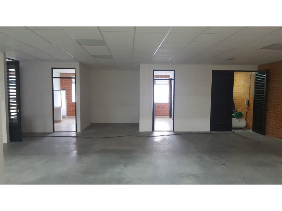 ARRIENDO BODEGA PARQUE INDUSTRIAL EN TOCANCIPÁ - 5