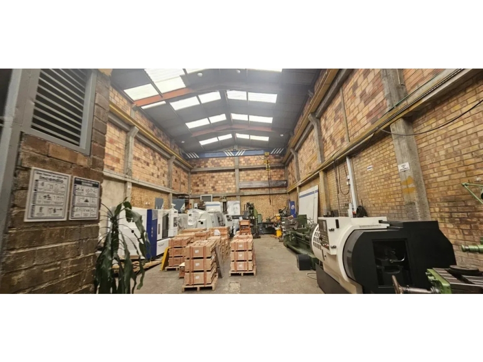 BODEGA DE 300 M² ZONA COMERCIAL E INDUSTRIAL, RICAURTE — foto 6