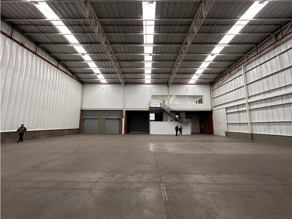 BODEGA DE 924,51 M² COMPLEJO LOGÍSTICO, CERCA AL AEROPUERTO — foto 2