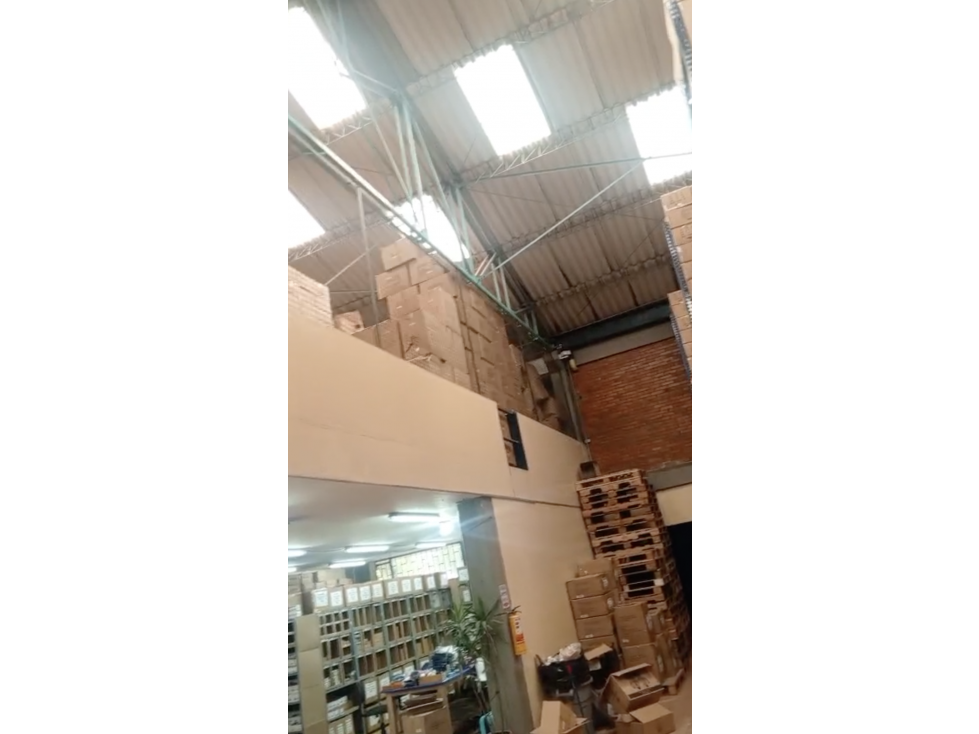 BODEGA DE 855 M² PARQUE INDUSTRIAL EN PUENTE ARANDA CENTRO INDUSTRIAL — foto 6