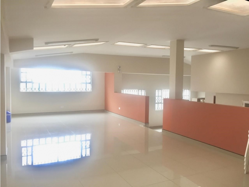 ARREINDO BODEGA 660 m² FONTIBON — foto 3