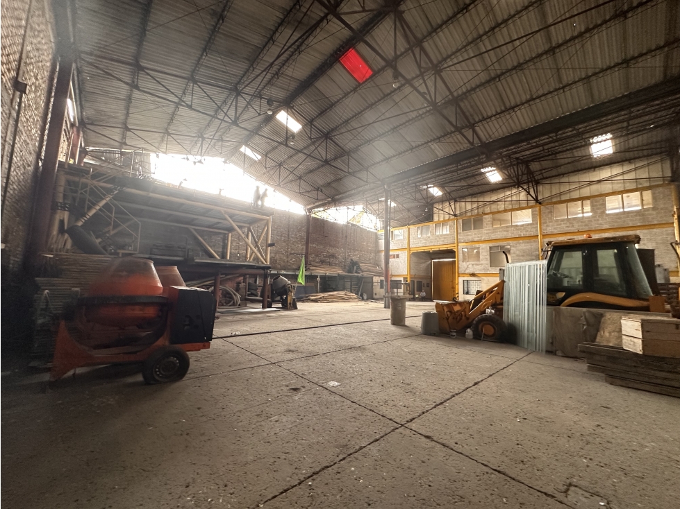 BODEGA INDUSTRIAL DE 840 M² COFRADIA FONTIBÓN — foto 4