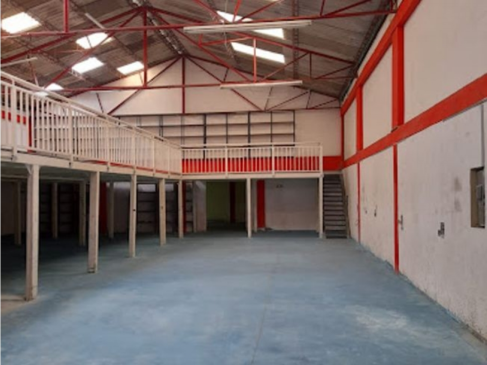ARRIENDO BODEGA 850 m² GORGONZOLA - PUNTE ARANDA - 1