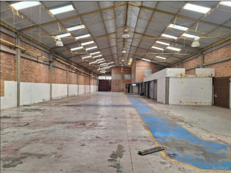 ARRIENDO BODEGA DE 1.265 m² EN ALAMOS