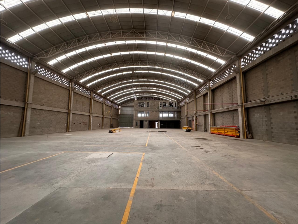 BODEGA INDUSTRIAL DE 1600 M² EN ARRIENDO - EL TINTAL, BOGOTÀ — foto 6
